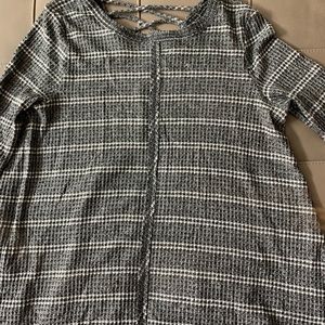 criss cross back altard state flowy top